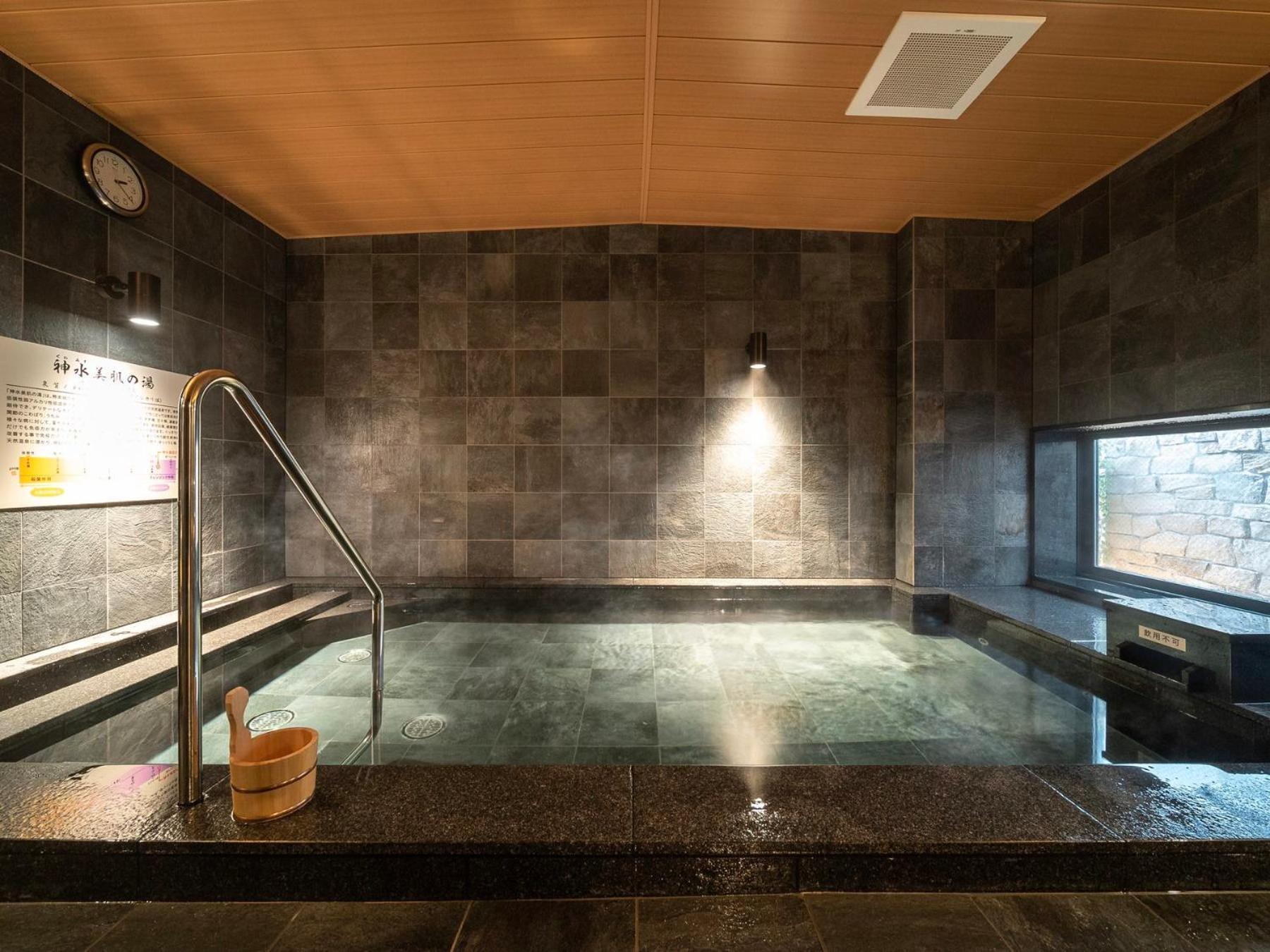 Super Hotel Kumamoto Ekimae Natural Hot Springs Esterno foto